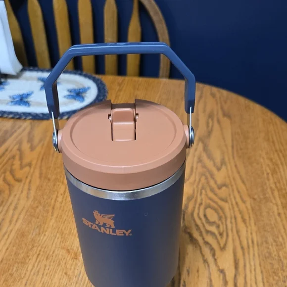 Stanley Travel Mug in Navy with Copper Accents 40 Ounce - Picture 2 of 8